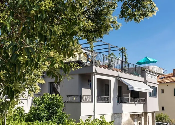 Boutique Triple House w Garden RoofTerrace&BBQ